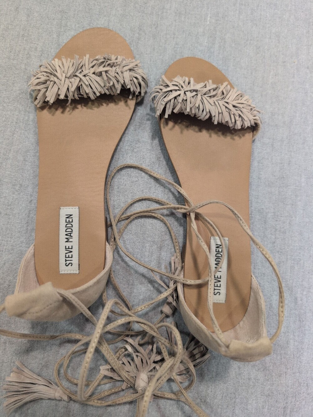 Steve Madden beige lace-up fringe sandals size 8 M